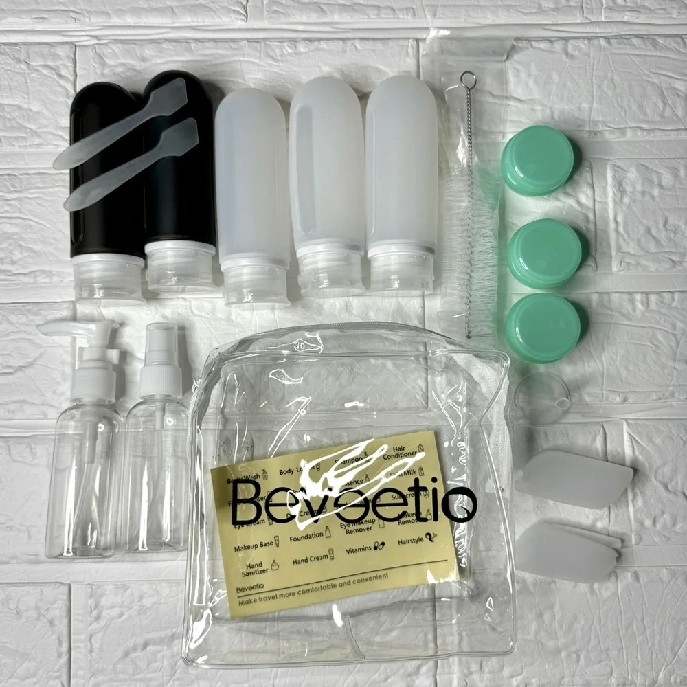 New Travel Kit 17pc Black&White, Beveetio